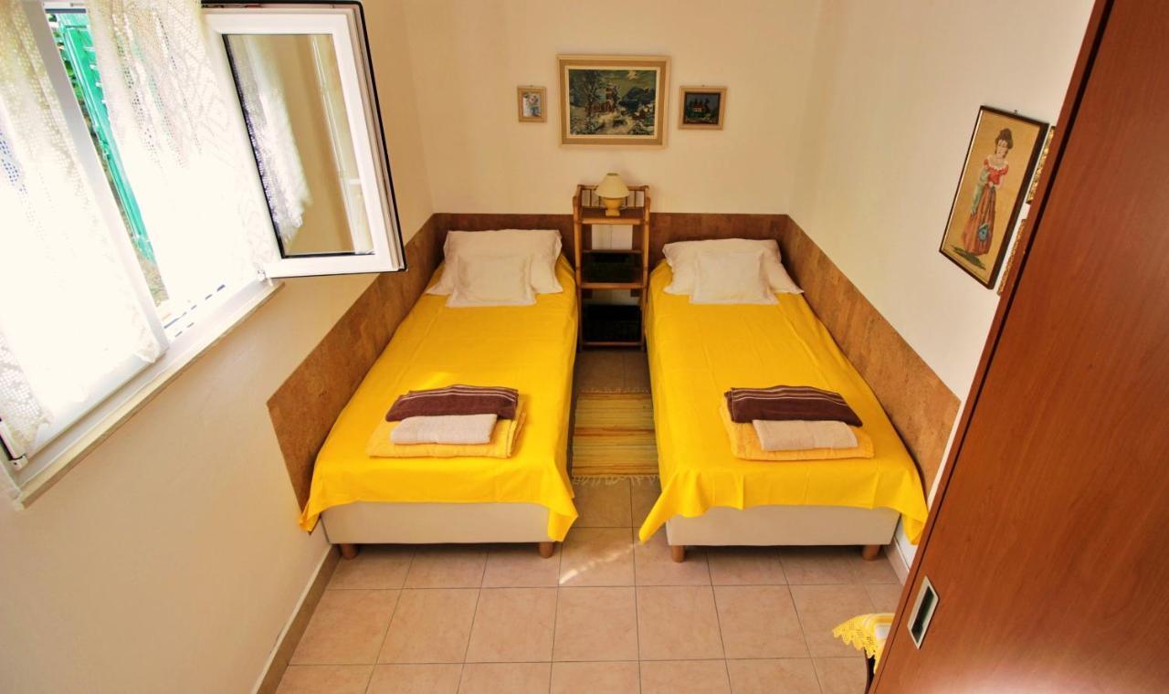 Seaside Apartment Omis Exterior photo